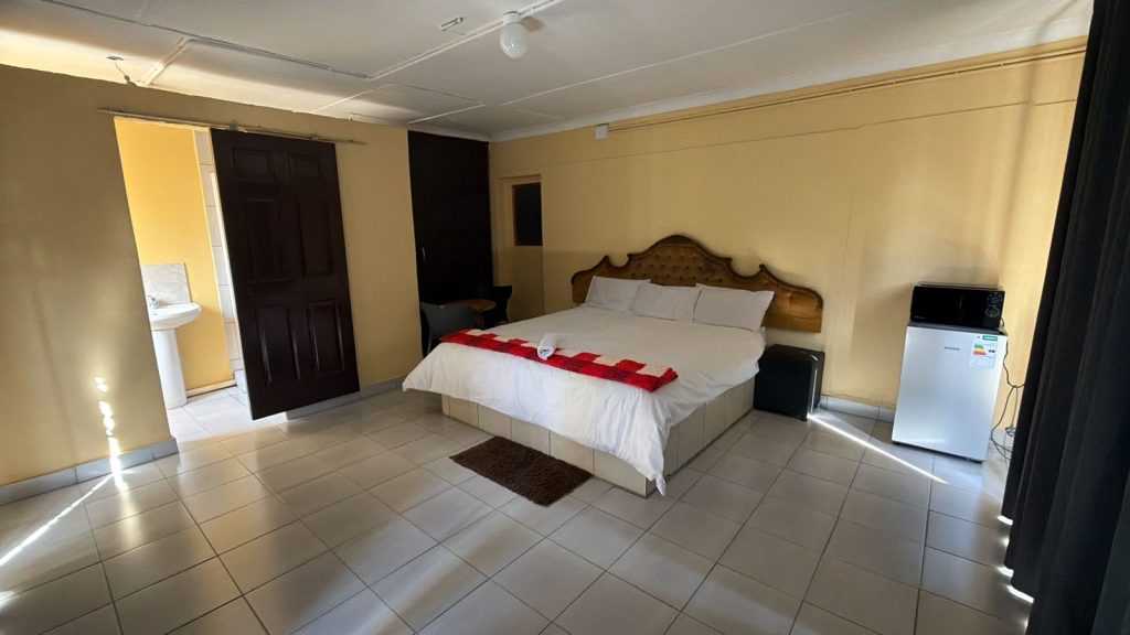 Razwi guesthouses rooms